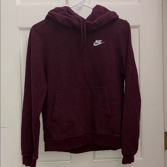 maroon nike hoodie